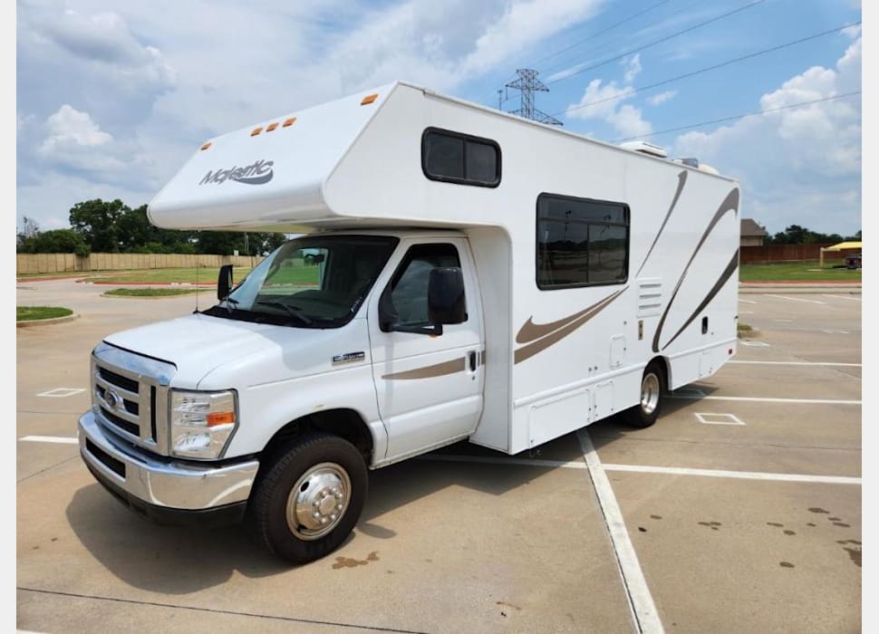 Class C Motor Home rentals in Amarillo