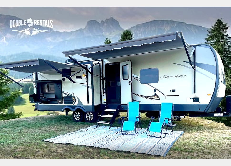 Travel Trailer rentals in Grand Prairie