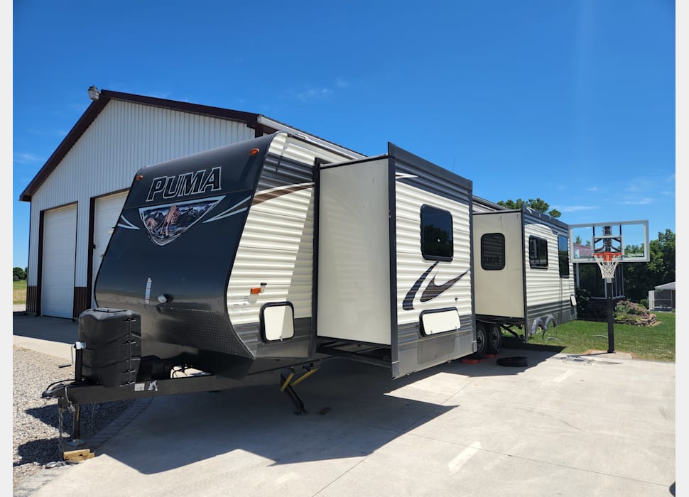Travel Trailer rentals in Walker