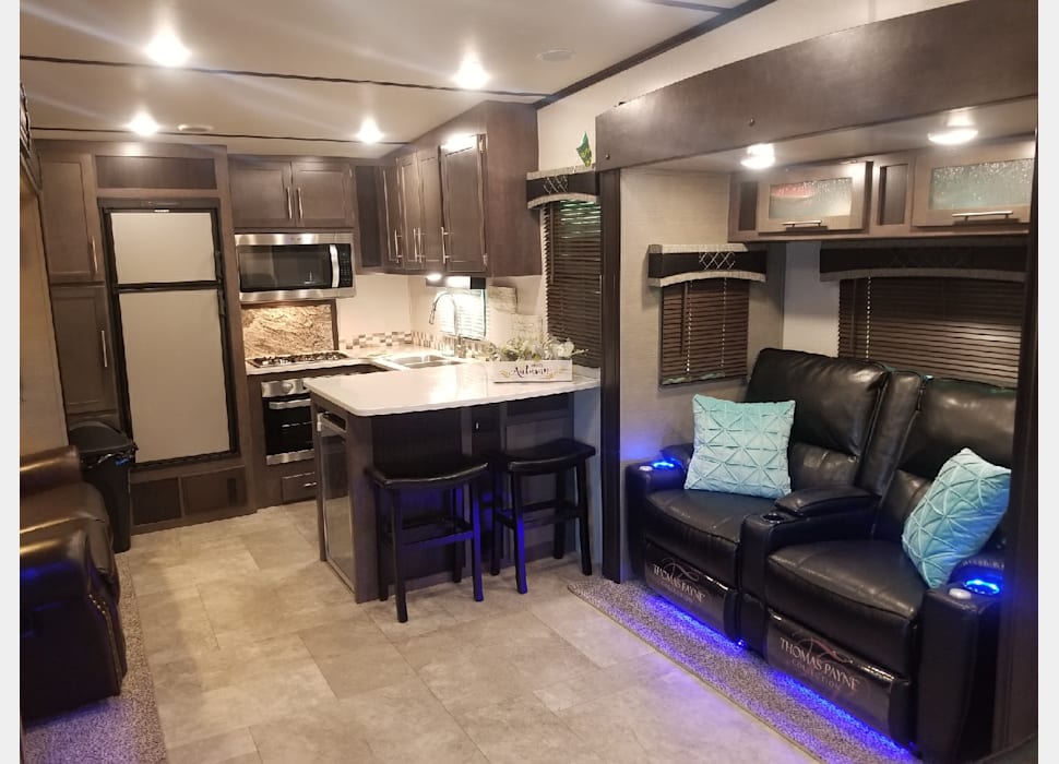Fifth Wheel rentals in Picayune