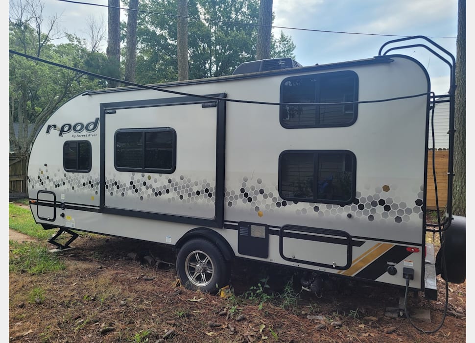 Travel Trailer rentals in Dendron