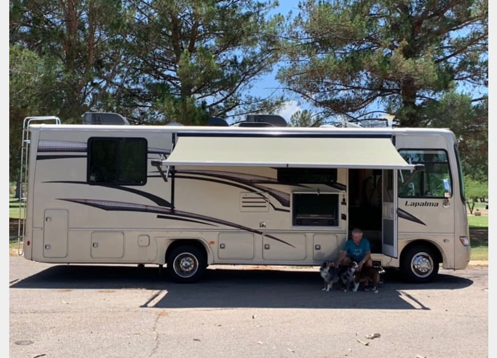 Class A Motor Home rentals in Thatcher