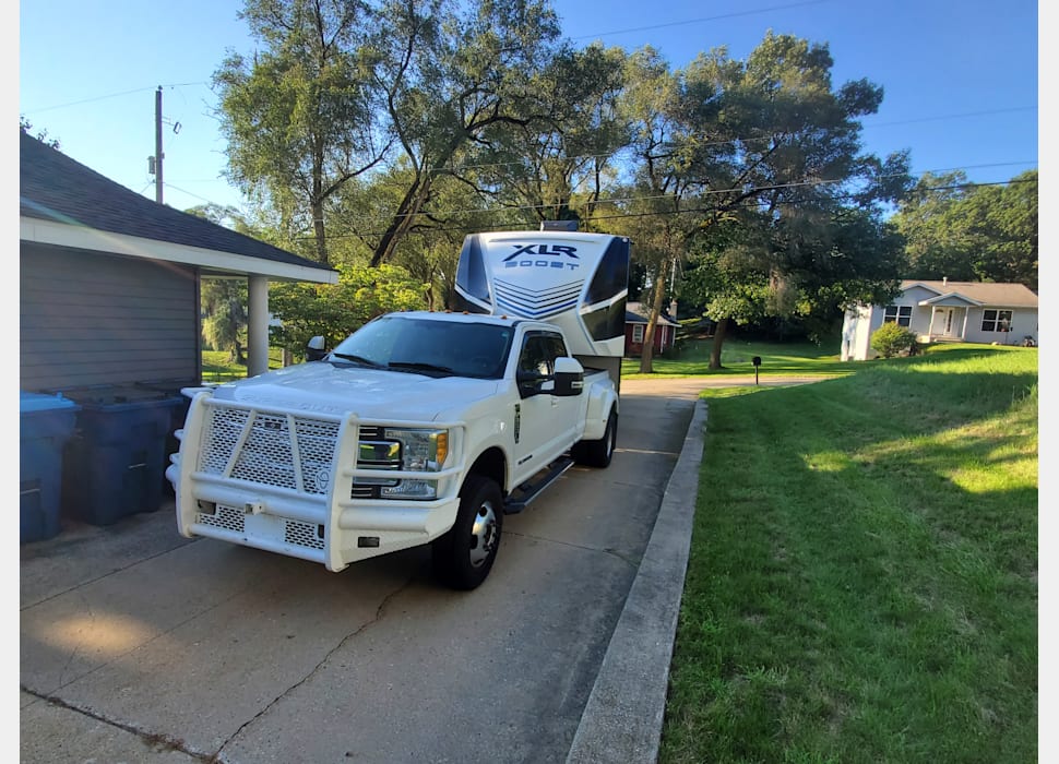 Fifth Wheel rentals in SOUTH HAVEN