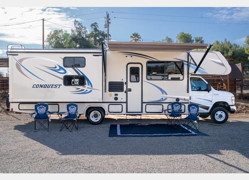 Class C Motor Home rentals in Stanton
