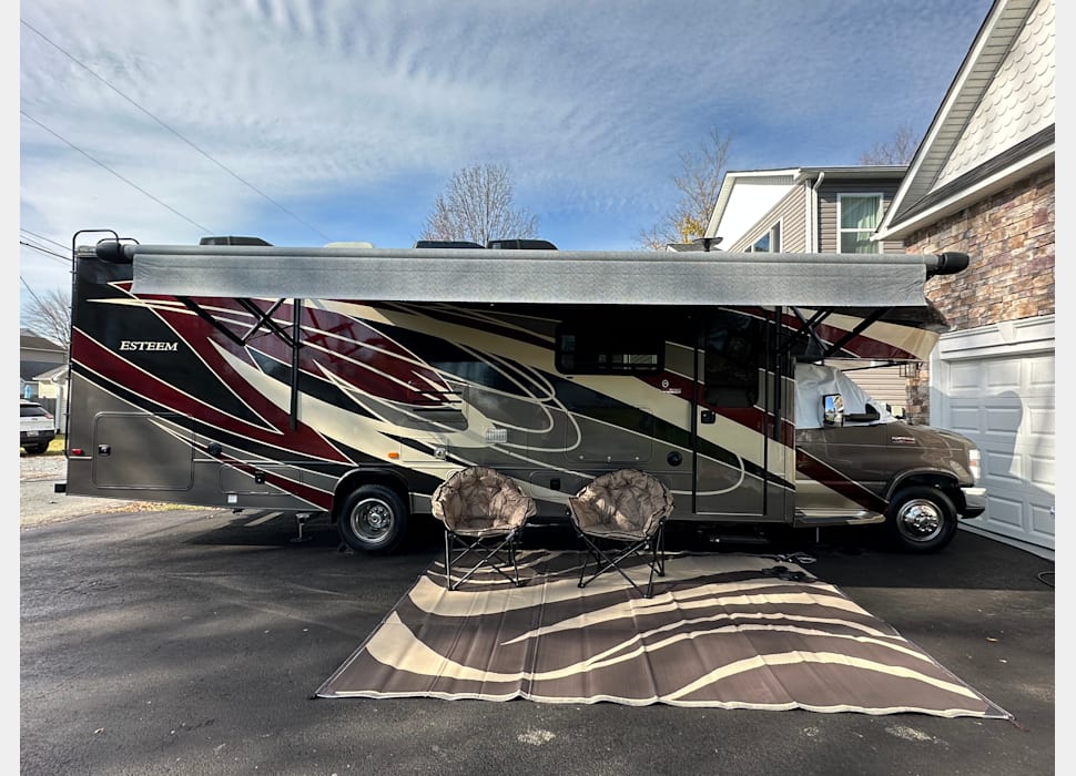 Class C Motor Home rentals in Hammonton