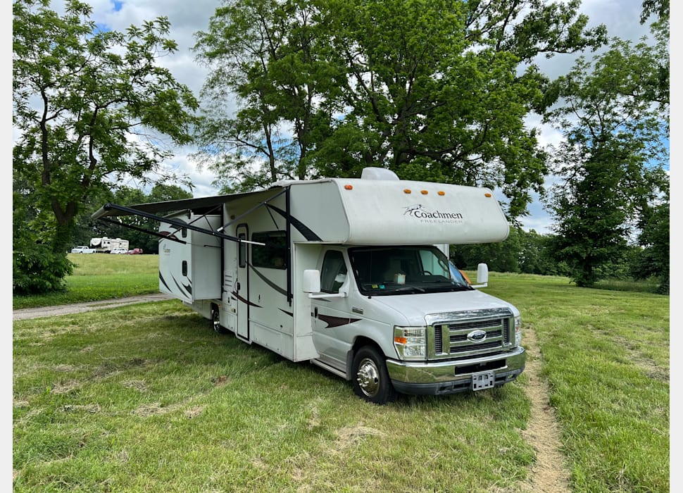 Class C Motor Home rentals in Nicholasville