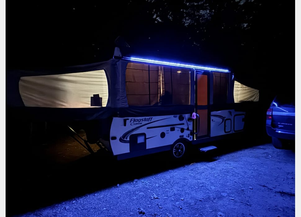 Pop-up Camper rentals in Columbus