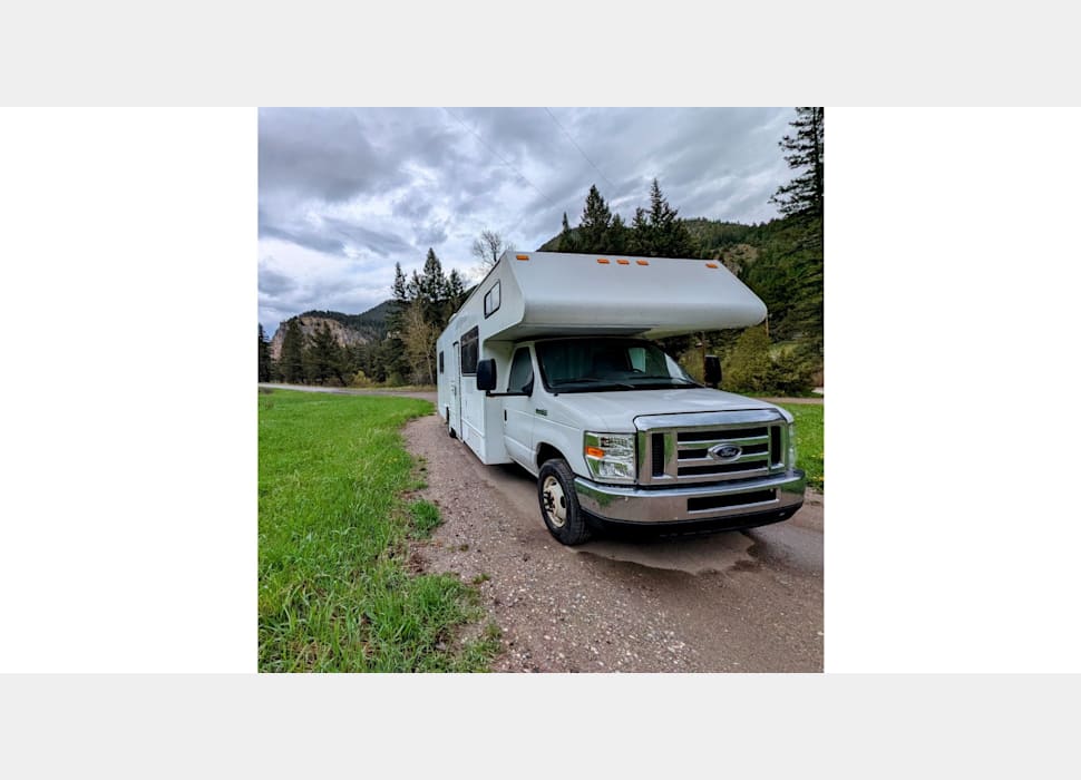 Class C Motor Home rentals in Idaho Falls