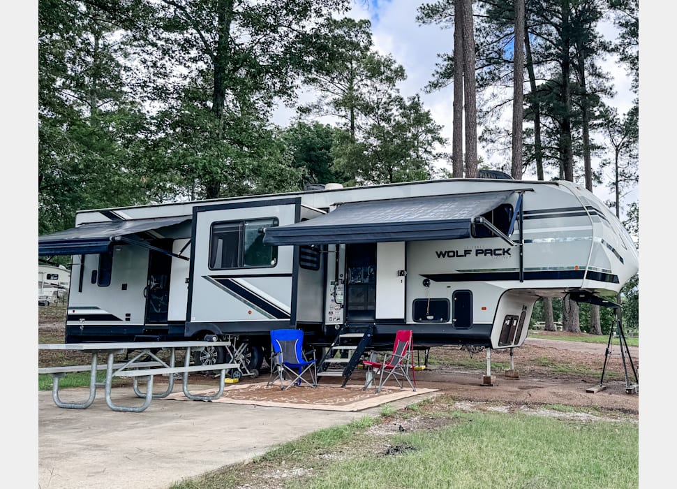 Toy Hauler rentals in HERNANDO