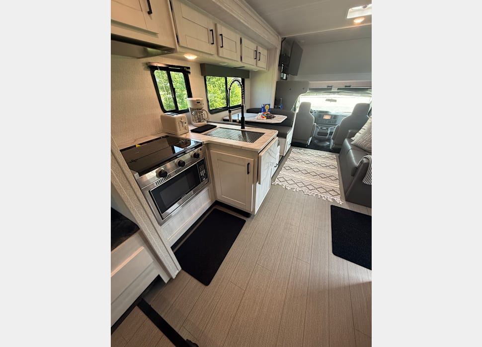 Class C Motor Home rentals in Huntley