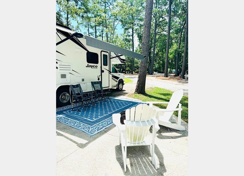 Class C Motor Home rentals in Stone Ridge