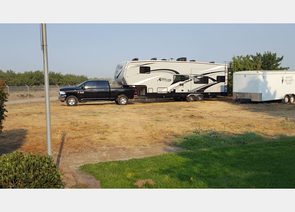 Fifth Wheel rentals in Galt
