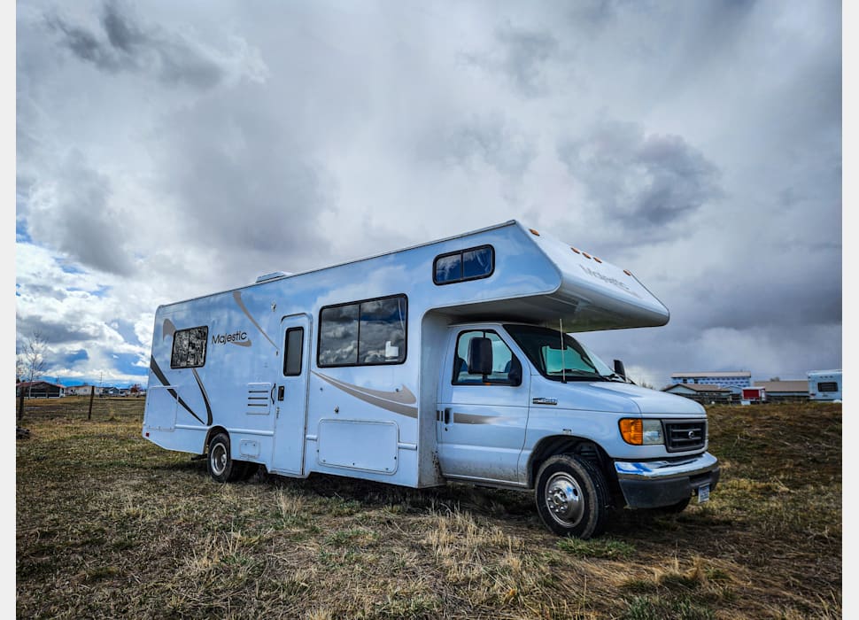 Class C Motor Home rentals in Bozeman