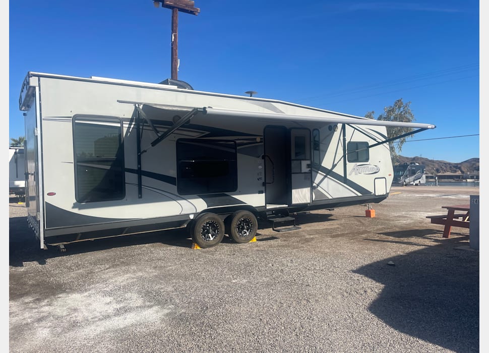 Toy Hauler rentals in Lake Havasu City