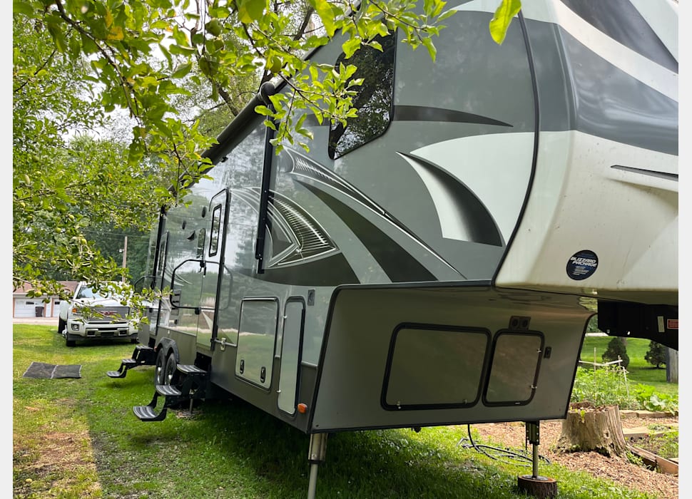 Fifth Wheel rentals in Georgetown