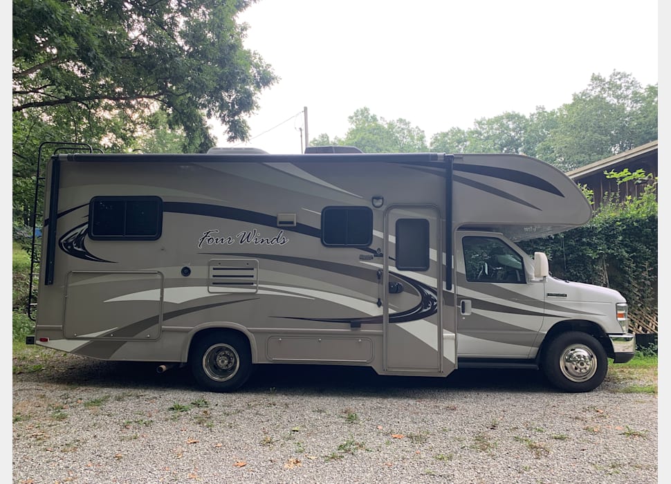 Class C Motor Home rentals in Seymour