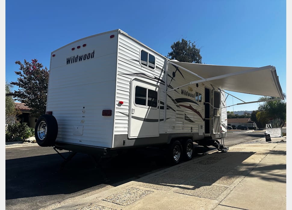 Travel Trailer rentals in Costa Mesa