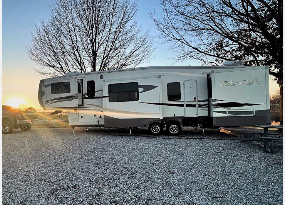 Fifth Wheel rentals in 