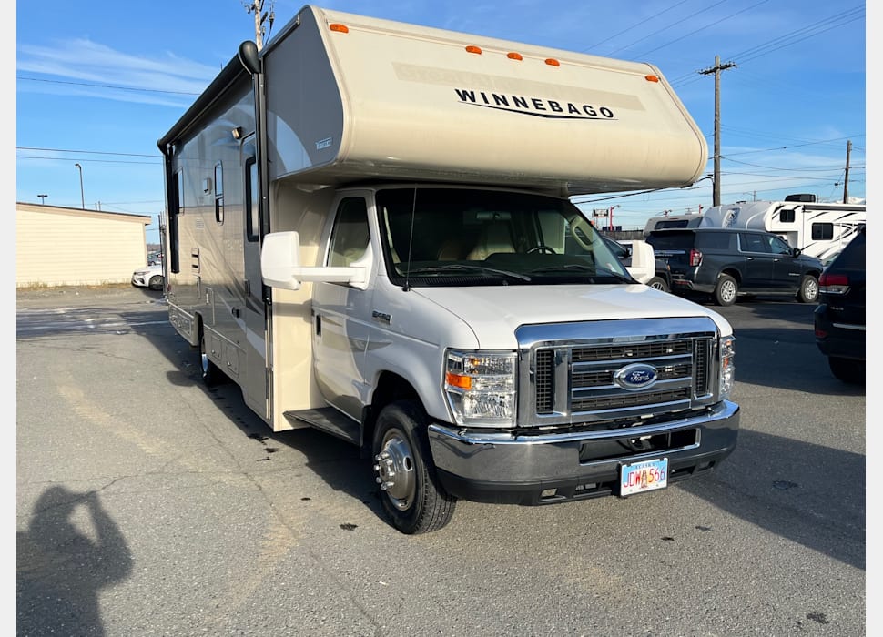 Class C Motor Home rentals in Anchorage