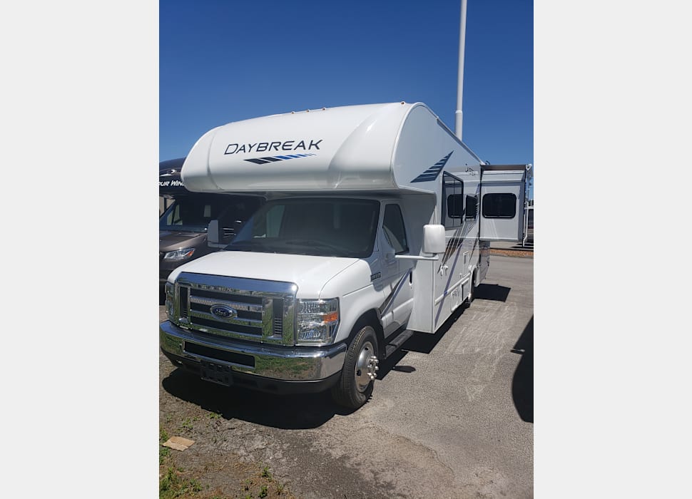 Class C Motor Home rentals in Rockvale