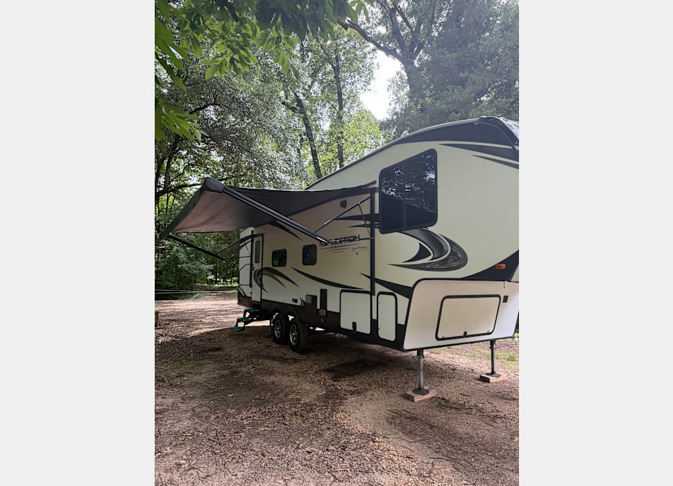 Fifth Wheel rentals in Pearl