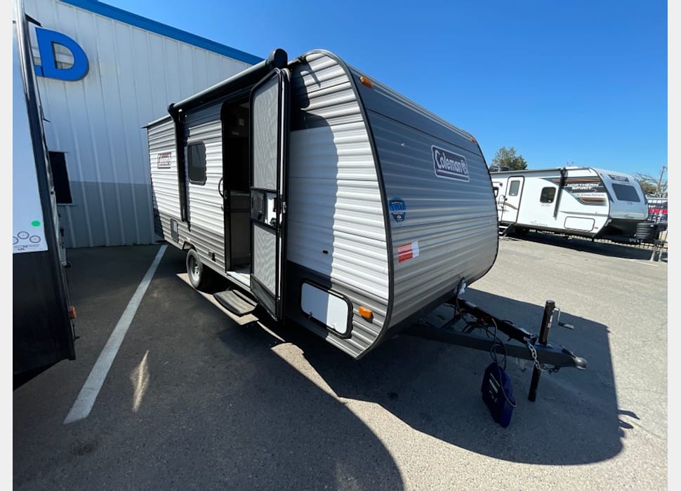 Travel Trailer rentals in Clovis