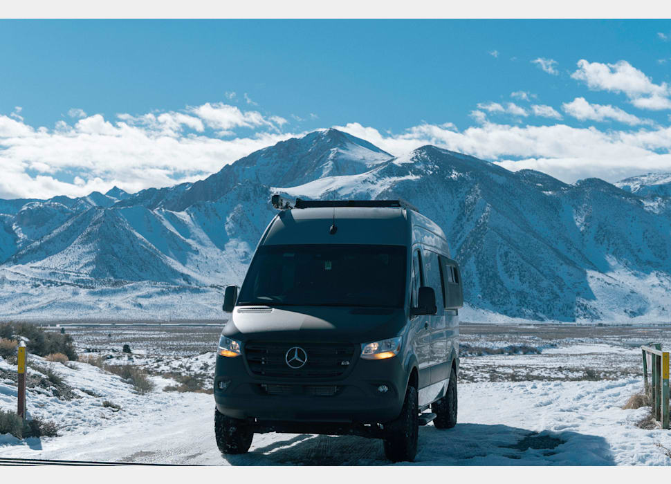 Class C Motor Home rentals in Santa Clarita
