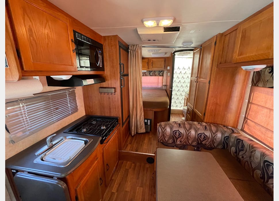 Class C Motor Home rentals in Sacramento