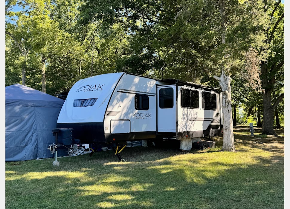 Travel Trailer rentals in Clinton Township