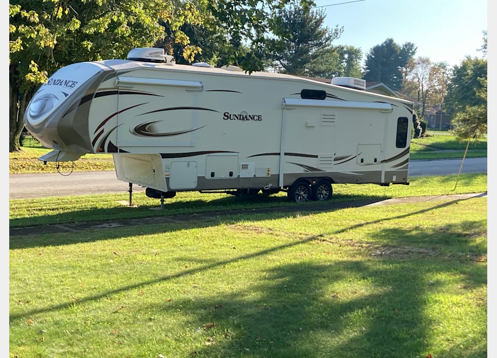 Fifth Wheel rentals in Lexington