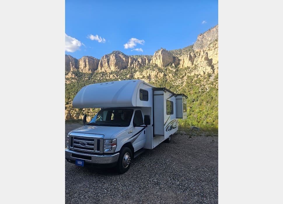 Class C Motor Home rentals in La Verkin