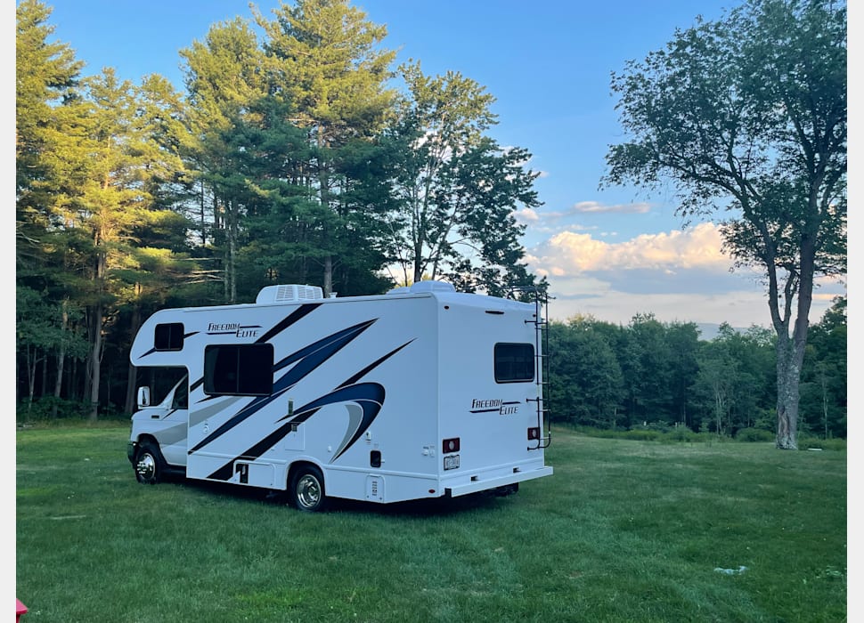 Class C Motor Home rentals in Albany