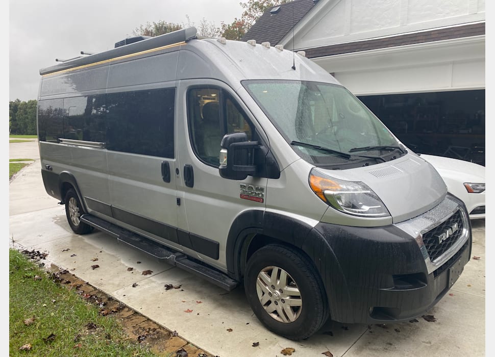 Class B Camping Van rentals in Warren