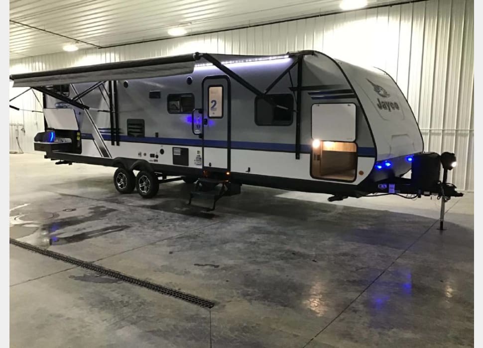 2019 Jayco Jay Feather Ultra Light 29qb Rv Rental In Arthur Nd Rvs