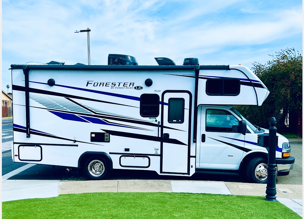 Class C Motor Home rentals in Petaluma