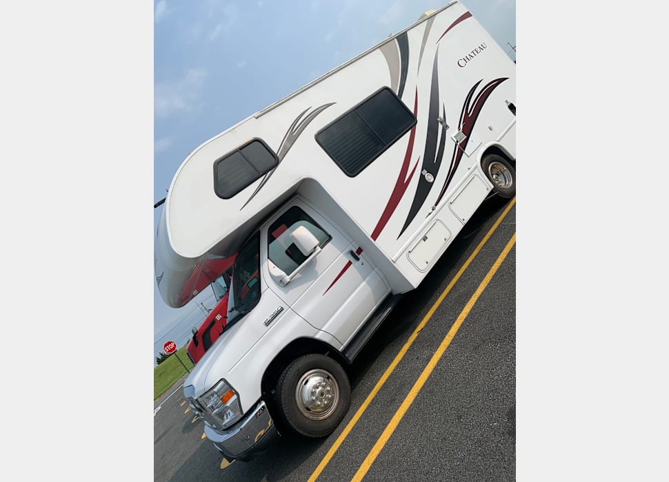 Class C Motor Home rentals in Wallingford