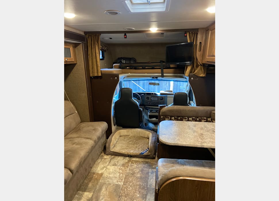 Class C Motor Home rentals in Dixon