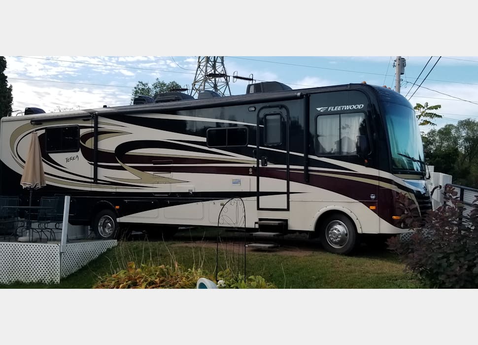 Class A Motor Home rentals in Gansevoort
