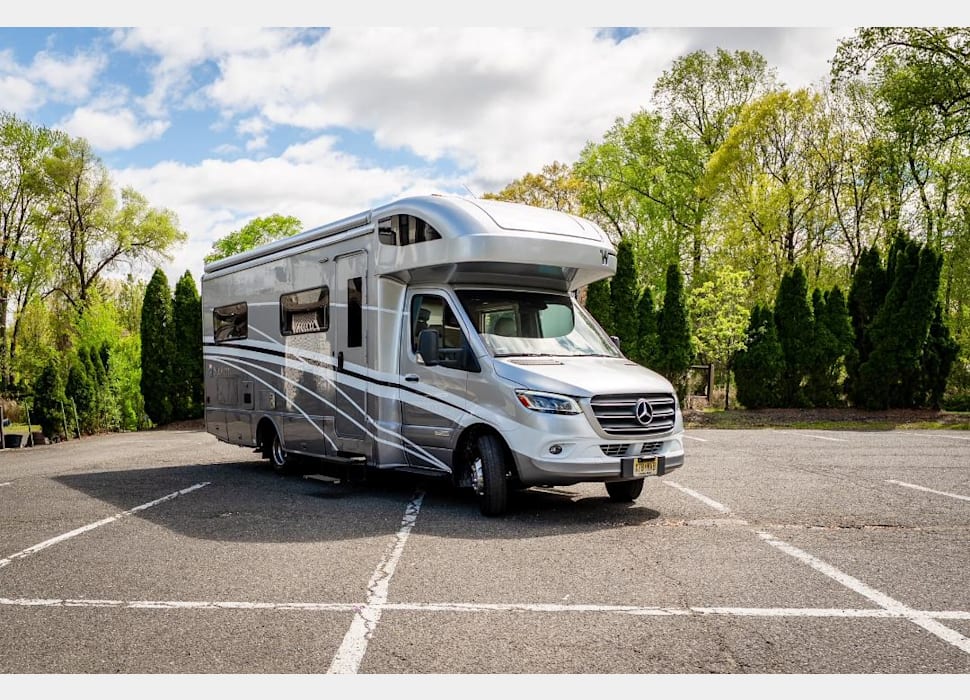 Class C Motor Home rentals in MIDDLESEX