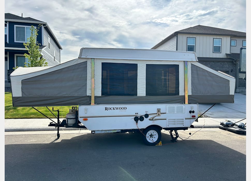 Pop-up Camper rentals in Aurora