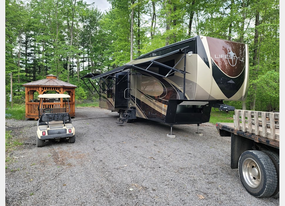 Fifth Wheel rentals in Streetsboro