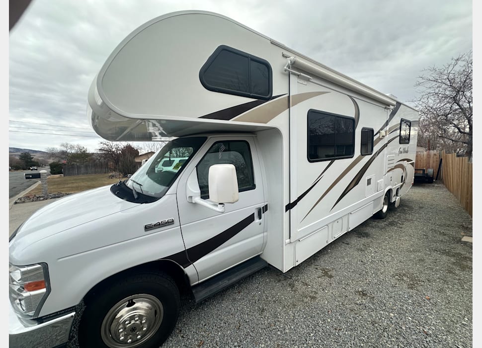 Class C Motor Home rentals in Sparks