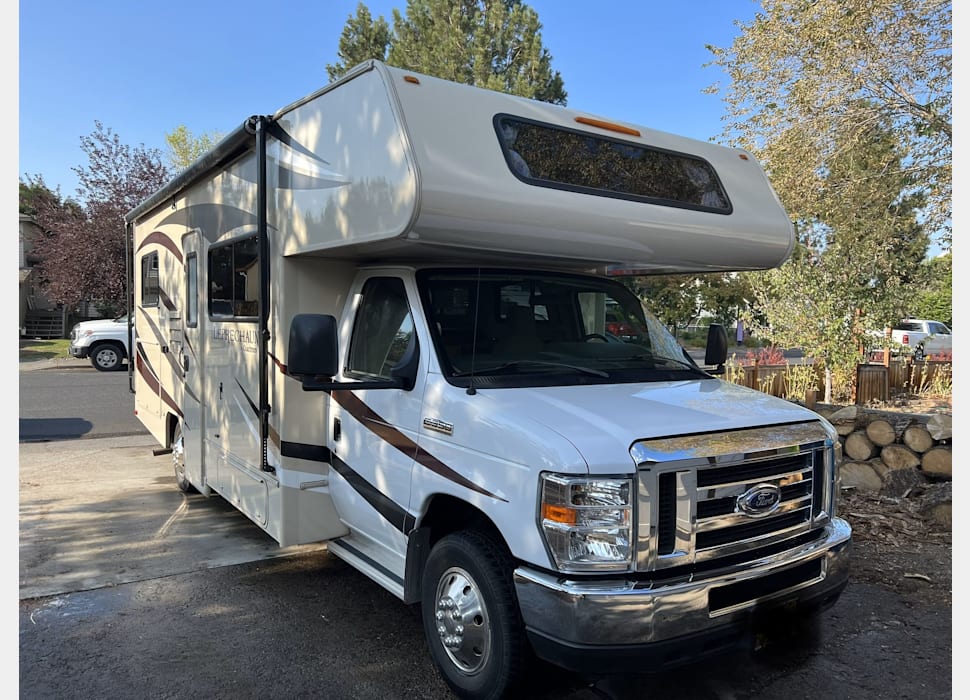 Class C Motor Home rentals in Bend