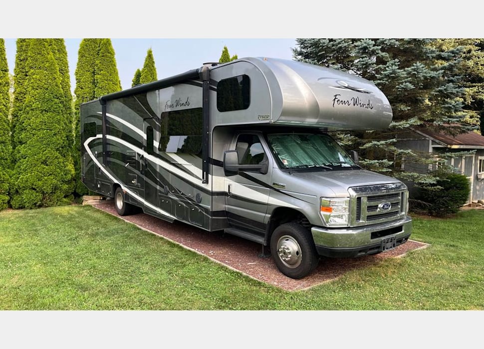 Class C Motor Home rentals in Philadelphia