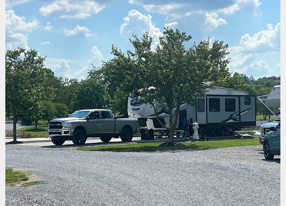 Fifth Wheel rentals in Knoxville