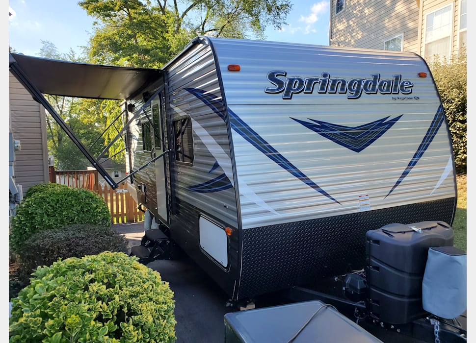 Travel Trailer rentals in Nitro