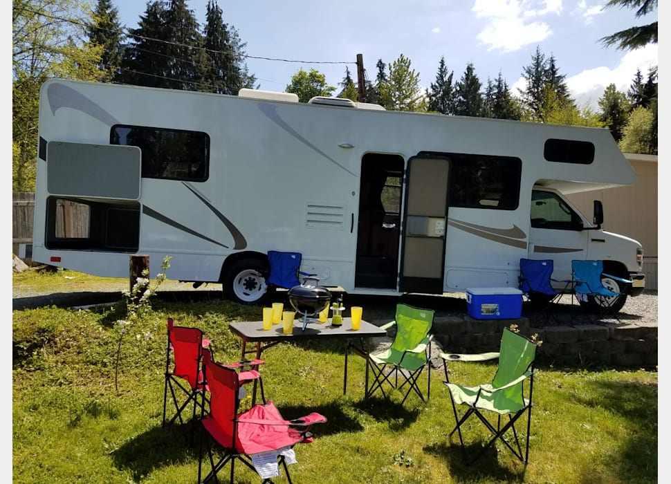 Class C Motor Home rentals in Everett