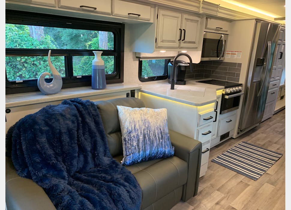 Class A Motor Home rentals in Weston