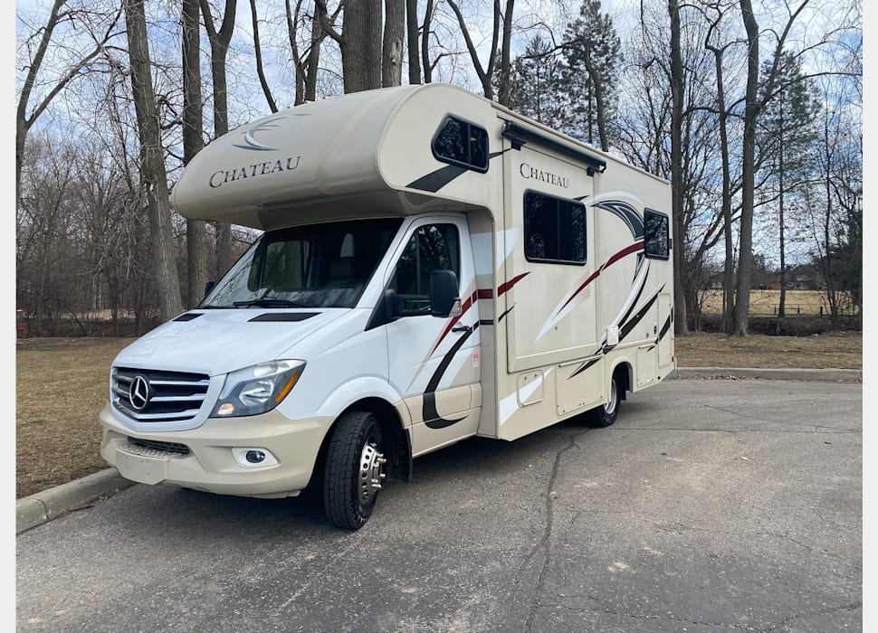 Class C Motor Home rentals in Taylor