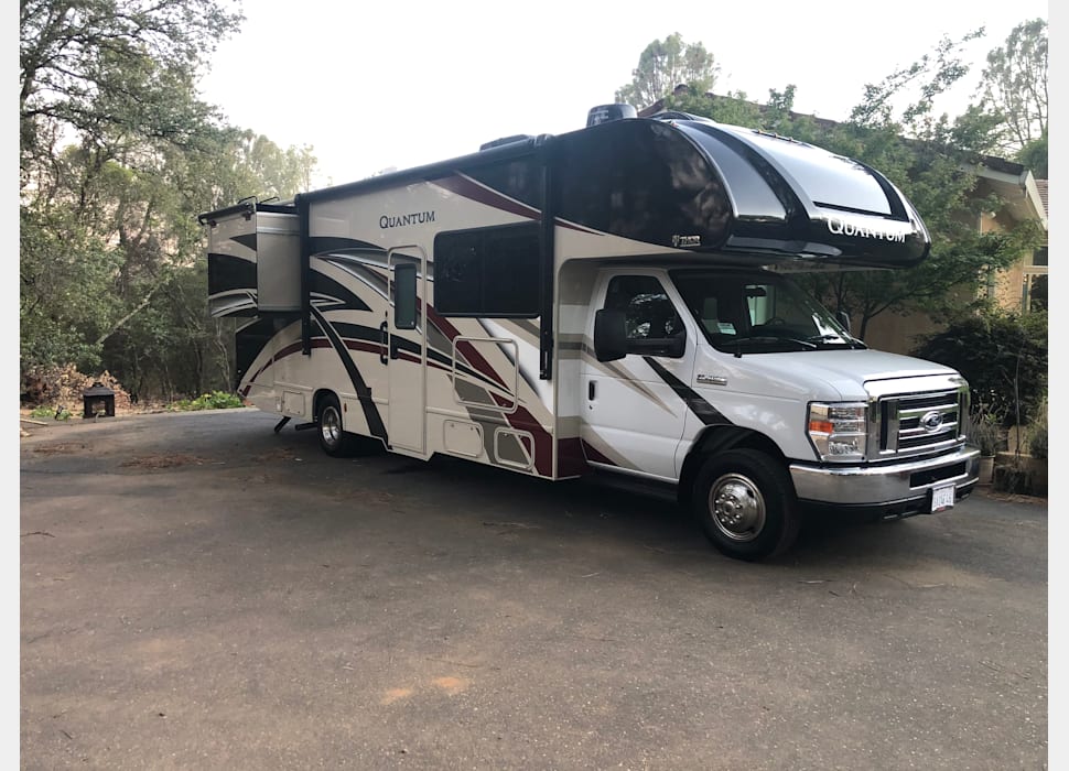 Class C Motor Home rentals in Winnemucca